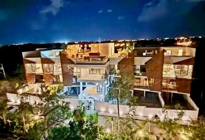 Hotel Sky K104